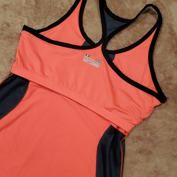 UNDER ARMOUR women's size LG semi fitted tank top - Picture 5 of 9